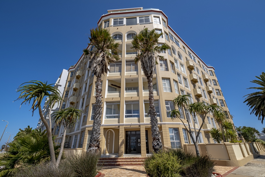 2 Bedroom Property for Sale in Summerstrand Eastern Cape